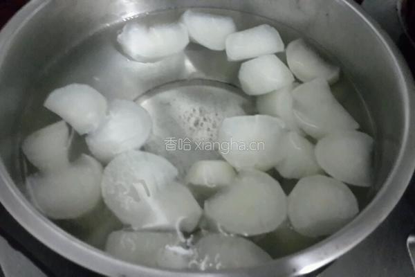 牛筋丸萝卜汤的做法图解1