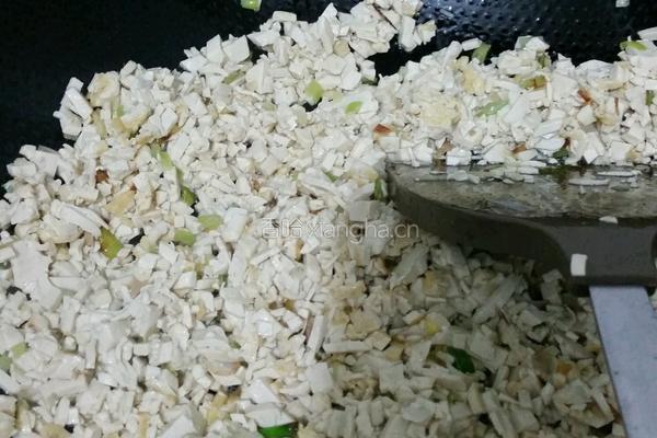 素鲜饺子的做法图解2