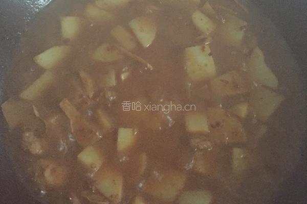 土豆烧肉的做法图解4