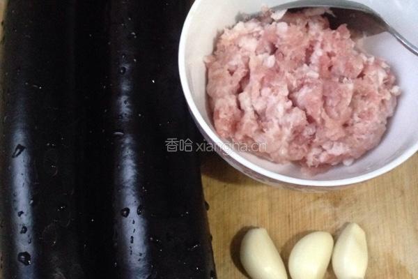 蒜香肉末茄子的做法图解1