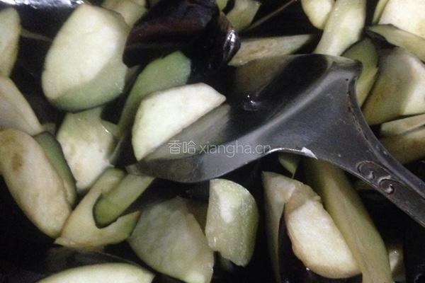 蒜香肉末茄子的做法图解5