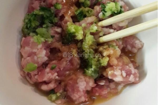 肉碎鸡蛋饼的做法图解1