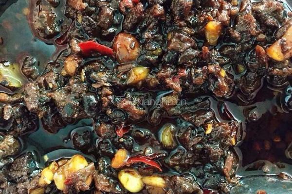 香辣秘制牛肉酱的做法图解5