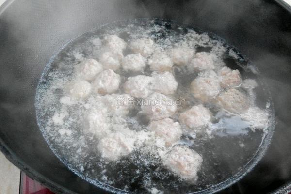 小白菜汆丸子汤的做法图解8