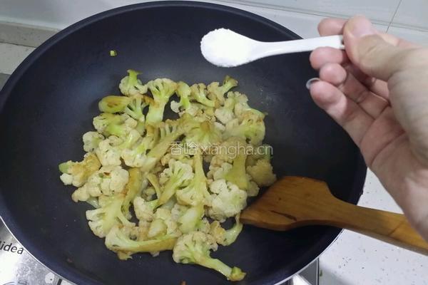 清炒花菜的做法图解5