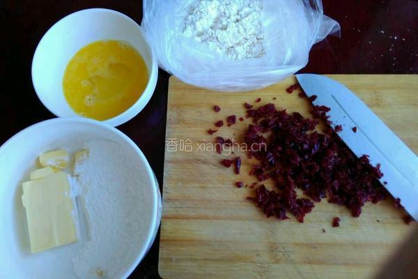 蔓越莓饼干的做法图解1