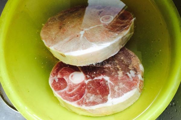萝卜烧羊肉的做法图解1