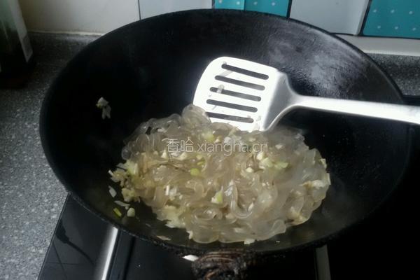 菠菜炒宽粉条的做法图解6