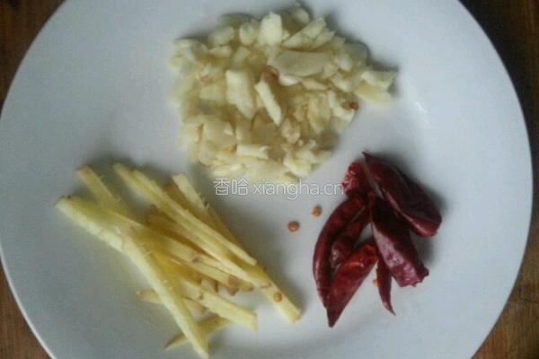 鲅鱼炖土豆的做法图解2