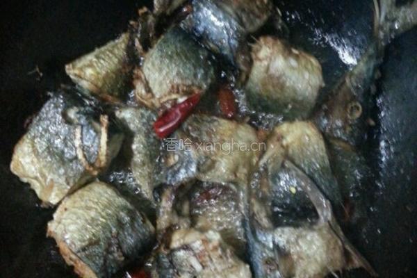 鲅鱼炖土豆的做法图解4