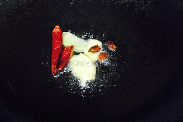 腊鸭腿炖萝卜的做法图解6