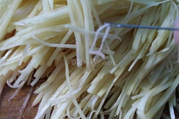 醋香土豆丝的做法图解2