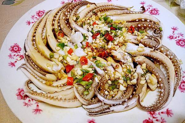 油冲菊花鱿鱼的做法图解11