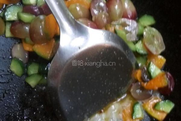 红提子炒青瓜南瓜的做法图解7