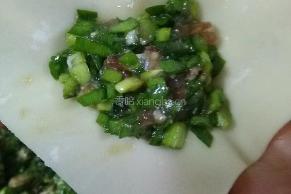 牛肉韭菜馅馄饨的做法图解6
