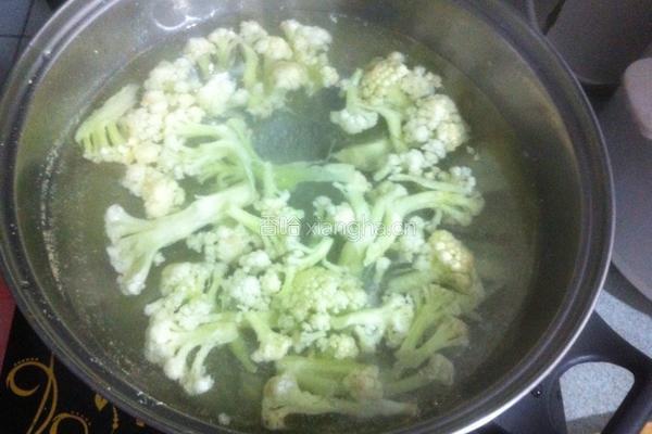 番茄花菜炖豆腐的做法图解5