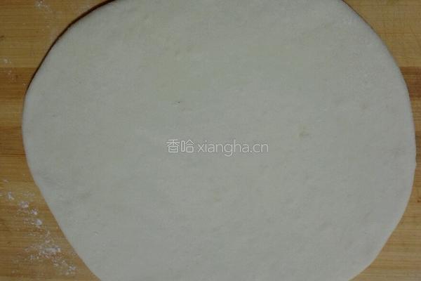 虾仁火腿披萨的做法图解5