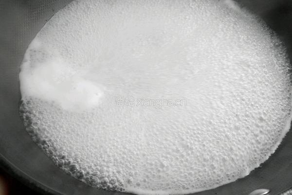黄瓜木耳鸡蛋汤的做法图解2