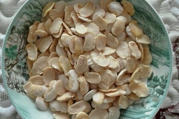 鸡腿菇莴笋芸豆汤的做法图解7