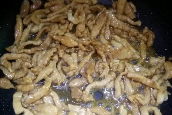 糖醋肉丝的做法图解1