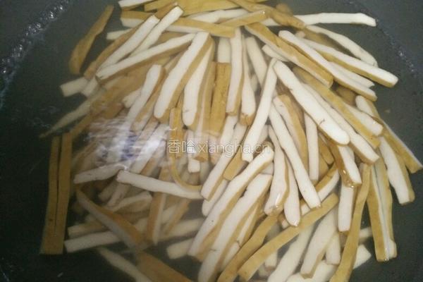 青蒜苗炒香干的做法图解3