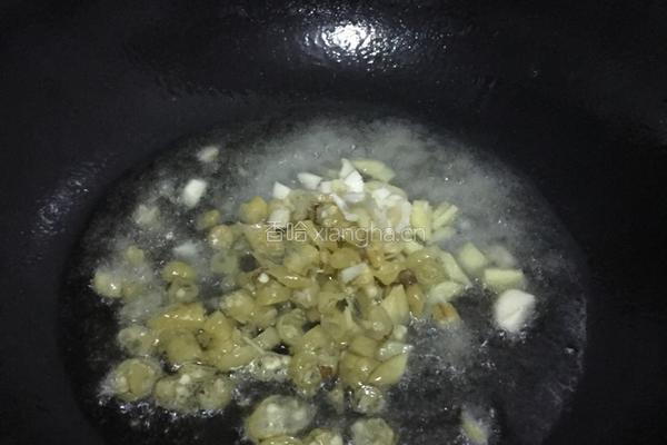 酸菜鸭血的做法图解5
