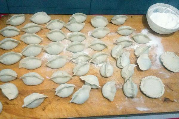 牛肉胡萝卜饺子的做法图解10