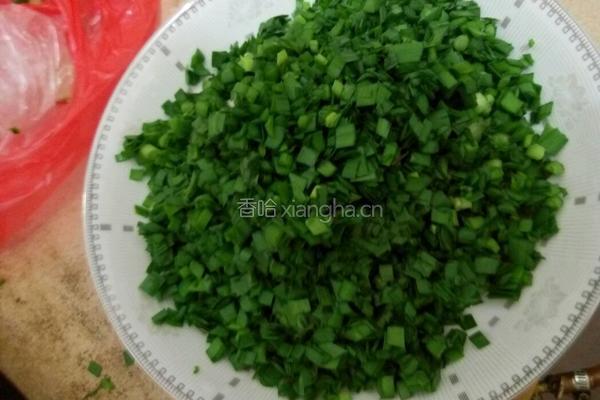 韭菜煎鸡蛋的做法图解1