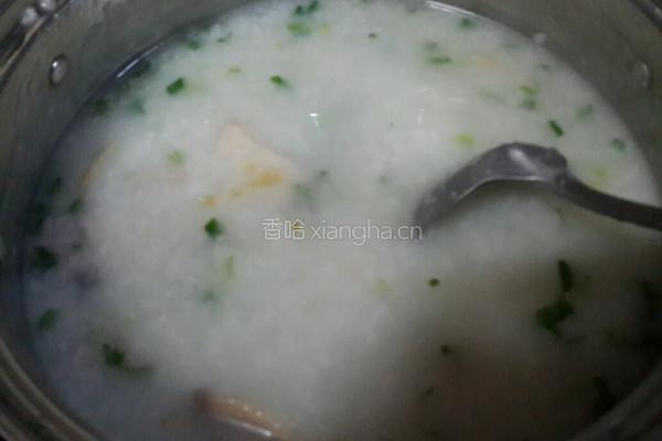生滚鱼片瘦肉粥的做法图解7
