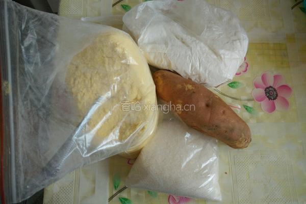 红薯饼的做法图解1