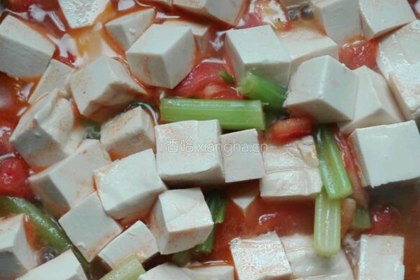 西芹番茄炖豆腐的做法图解11