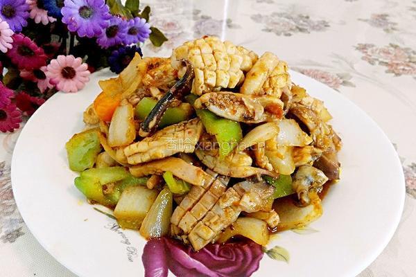 蒜蓉辣酱炒鱿鱼的做法图解8