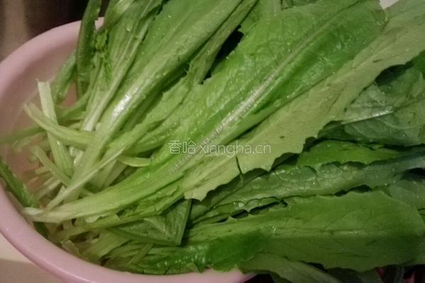 蒜蓉油麦菜的做法图解1