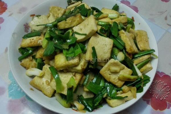 蒜苗炒豆腐的做法图解9