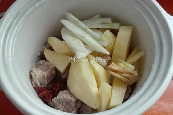 土豆西红柿炖牛腩的做法图解4