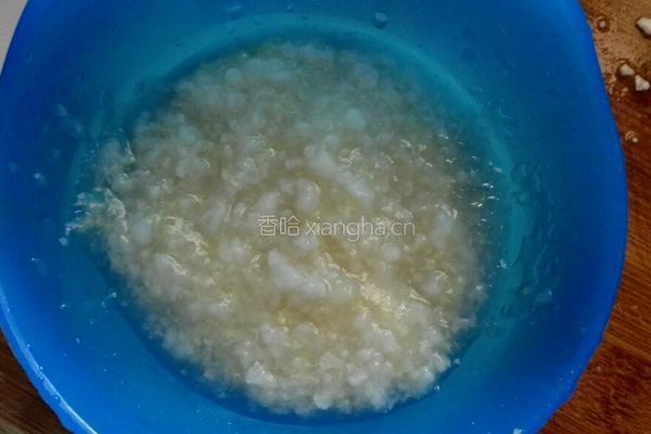 1岁宝宝的排骨花菜饭的做法图解3
