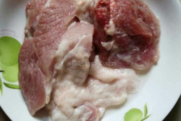 水滑肉的做法图解2