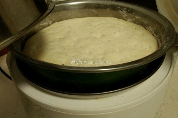 大肉粉条萝卜馅包子的做法图解1