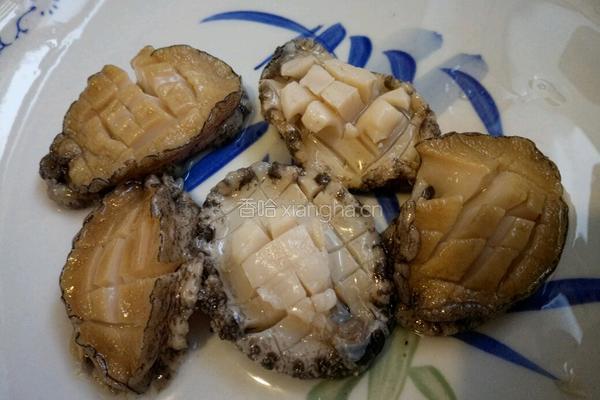 浇汁云耳托鲍鱼的做法图解5
