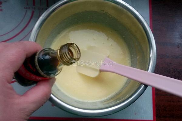 酸奶戚风蛋糕的做法图解5