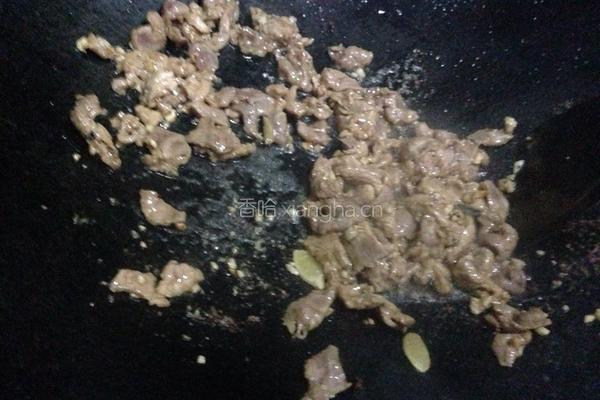 西兰花炒肉片的做法图解7