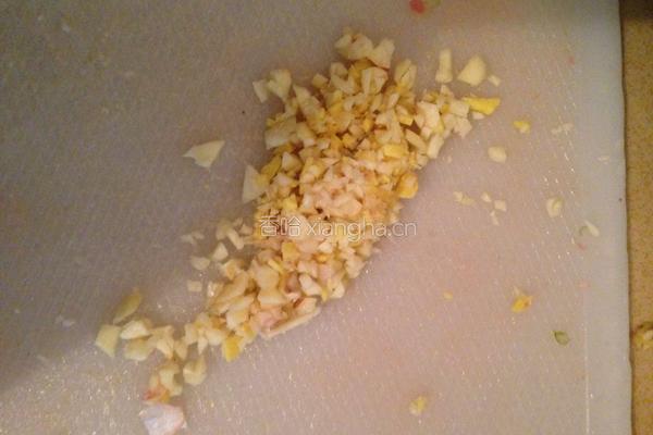 芹菜猪肉水饺的做法图解4