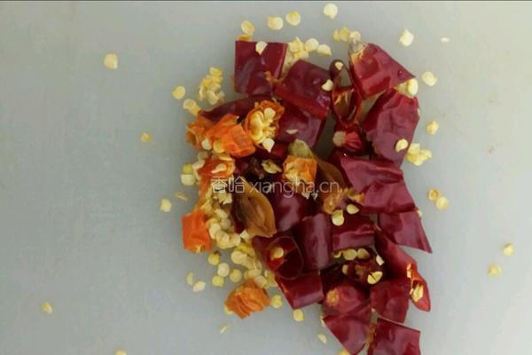 梅菜炒瘦肉的做法图解3