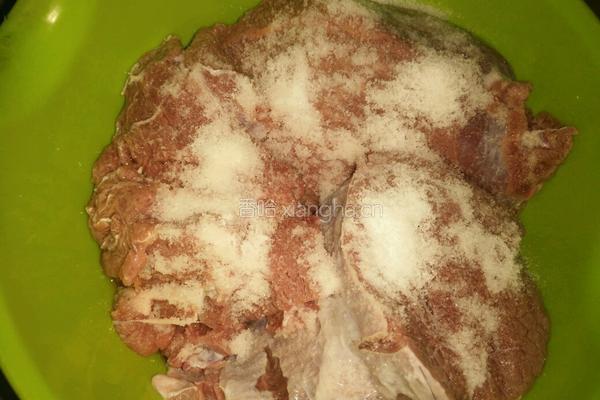 卤牛肉的做法图解2