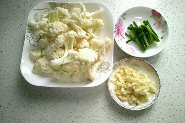 蒜粒菜花的做法图解1