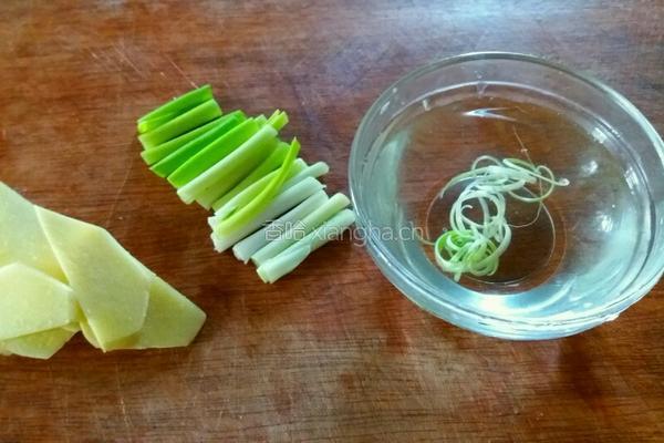 金瓜蒸咸肉的做法图解3