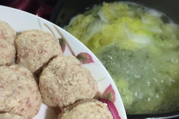 白菜肉圆汤的做法图解9