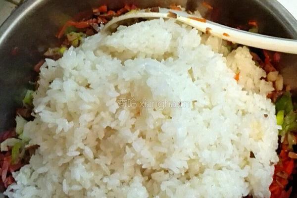香煎米饭菜饼的做法图解4