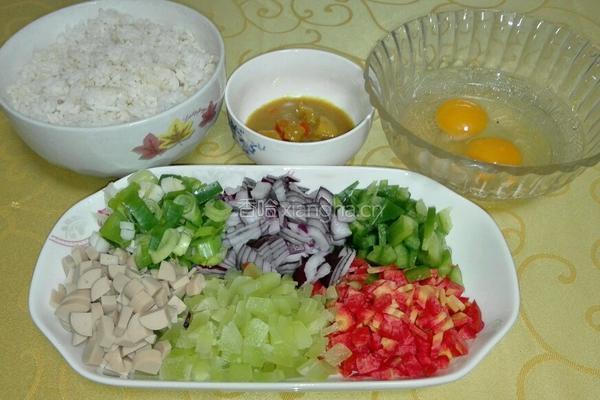 咖喱炒饭的做法图解2