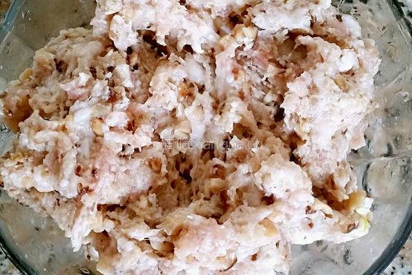 肉馅豆腐饼的做法图解2